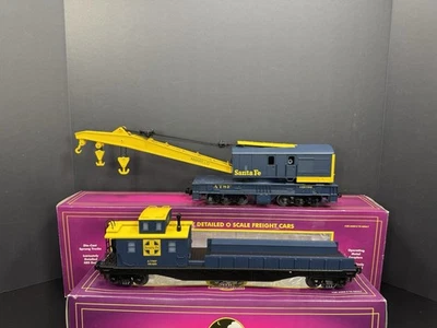MTH 20-98237 20-98239 Santa Fe SF operating crane & boom tender set LNIB - Image 1 of 4