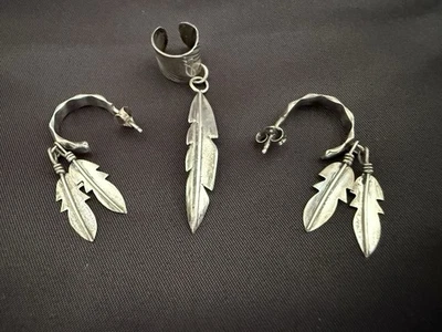Vintage Navajo Southwestern Feather Leaf Sterling Silver Ear Cuff Earrings Set - Image 1 of 4