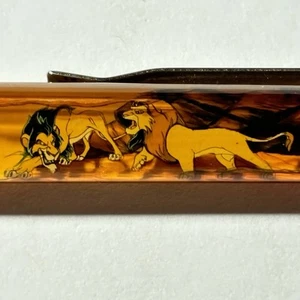 Walt Disney El Rey León Pluma Flotante Película Animada Cicatriz Mufasa Lucha Promo - Imagen 1 de 9