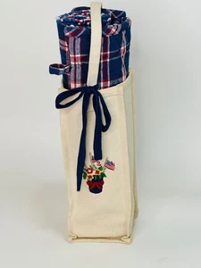 4 Placemats, 2 Pot Holders in Canvas Carrying Tote - Patriotic Red, White & Blue - Picture 1 of 5