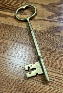 Vintage BRASS KEY VM Stamped Skeleton Key Large Paper Weight - Picture 1 of 4