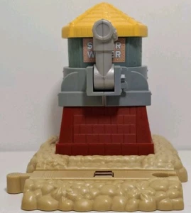 Tanque de agua Sodor ferrocarril madera Thomas & Friends con sonidos 2004 Gullane - Imagen 1 de 5