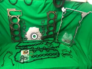 TDV8 4.4 RANGE ROVER GASKET SET COMPLETE - OEM QUALITY. - Picture 1 of 1