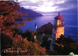 Postcard:  The Heceta Head Lighthouse -- Florence - Oregon -- USA - Picture 1 of 2