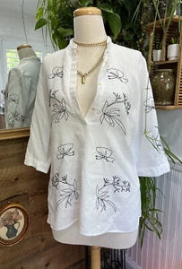Edward L Tunika-Shirt weiß Blumen irisches Leinen bestickt Blumenärmel Knopf - Bild 1 von 11