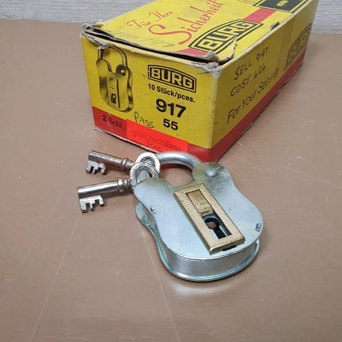 NEW - VINTAGE BURG PADLOCK 55mm PADLOCK WITH 2 KEYS. COLLECTABLE, GERMAN Cover
