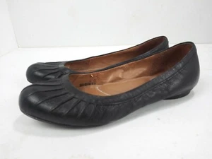 Fossil shell toe Flats  Size 8 - Picture 1 of 9