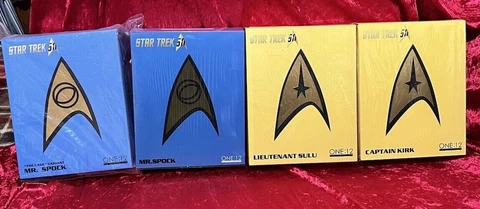 Mezco One : 12 Star Trek 50th Anniversary Spock The Cage Figure Cover