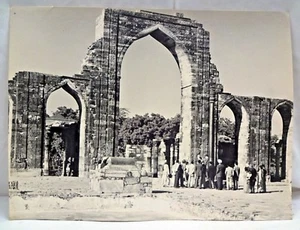 QUTUB MINAR COMPLEX VINTAGE BLACK & WHITE PHOTO COLLECTIBLES HERITAGE MONUMENT - Picture 1 of 2