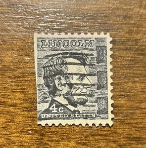 Estampilla Lincoln de 4 centavos extremadamente rara. Muy bonito, imprescindible para coleccionistas - Imagen 1 de 2