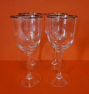 Set 4 bicchieri da vino Noritake cristallo modello Parigi platino 7" - Foto 1 di 4
