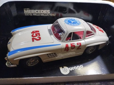 Kit Bburago Mercedes-Benz 300SL Mille Miglia 1955 escala 1:18 #3015 blanco Foto 1 de 4