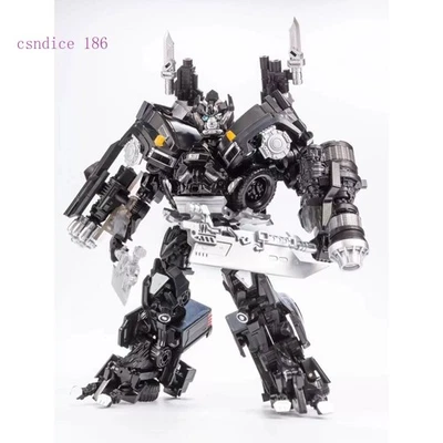 Baiwei Deformation TW-1026 Weapon Master (not-Ironhide) - DLX ver - Image 1 of 4