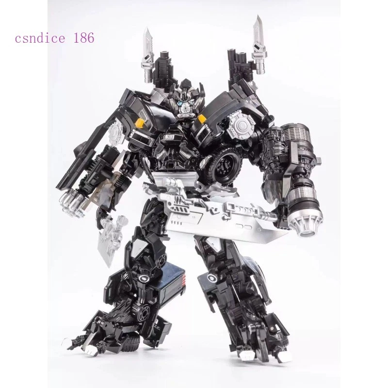 Baiwei Deformation TW-1026 Weapon Master (not-Ironhide) - DLX ver - Image 1 of 4