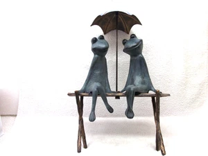 "FROG LOVERS" Garden Sculpture" Frogs on a Bench Statue - Picture 1 of 8