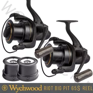 2 x Wychwood Riot 65S Big Pit Reel Carp Fishing Matt Black +Spare Graphite Spool - Picture 1 of 11