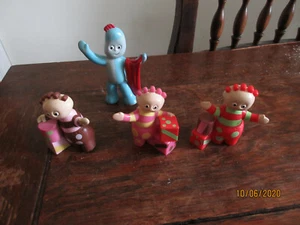 IN THE NIGHT GARDEN PLAYFIGURE IGGLEPIGGLE COMPLETE SET OF TOMBILOOS UNN EEE OOO - Picture 1 of 3
