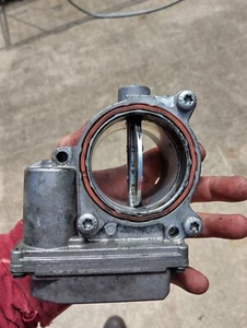 Audi A8 Q5 Q7 3.0TDI + VW Phaeton / Touareg 3.0TDI 4E0145950G Throttle Body - Picture 1 of 6