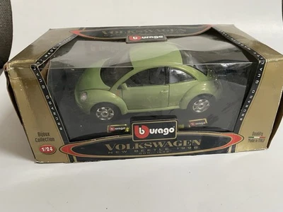 Volkswagen Burago 1998 nuevo escarabajo 1998 escala 1/24 colección Greenw Bijoux nuevo Foto 1 de 4