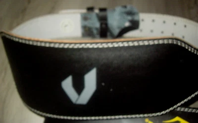 Cinturón de levantamiento de pesas de cuero VALEO 6" acolchado talla XL negro 37,5 longitud ABIERTO NUEVO Foto 1 de 3