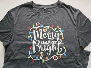 Neu ohne Etikett Weihnachts-T-Shirt Damen MERRY & BRIGHT grau Markenlos Lichterkette LG - Bild 1 von 5