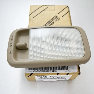 Original Toyota Hilux Vigo Fortuner interior habitación lámpara cúpula luz montaje marfil Foto 1 de 4