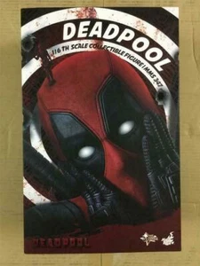 IN STOCK New Hot Toys MMS347 Deadpool 1/6 Action Figure - Picture 1 of 9