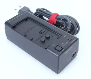 Saba AC 23 Chargeur d'origine pour caméscope (Réf#A-934) - Photo 1 sur 2