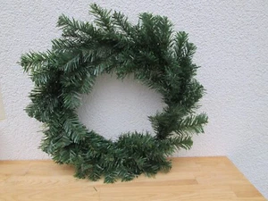 Künstlicher Türkranz 50cm Weihnachtskranz Adventskranz Basteln Deko Wohnen  grün - Bild 1 von 1