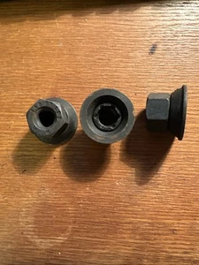 Dorman 611-092 Wheel Nut 9/16-18 Flanged Flat Face 1-1/16 in. Hex 1 in length - Bild 1 von 1