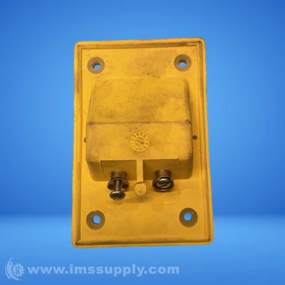 Crouse Hinds E1002-1 2-Way Wire Recepticle USIP - Image 1 of 4