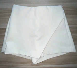 Zara Women's Small Mini Skort Skirt Ivory White Side Zip Pockets Lined Shorts - Picture 1 of 14