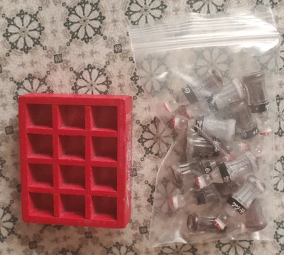 Mini caja de madera Coca-Cola vintage con 12 botellas de refresco - ¡Gran forma! Foto 1 de 4