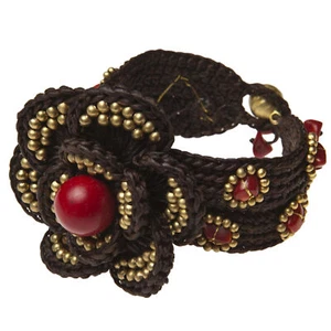 Pulsera Floral Tribal Chic Rojo Coral y Latón Cuentas Algodón Cuerda - Imagen 1 de 5