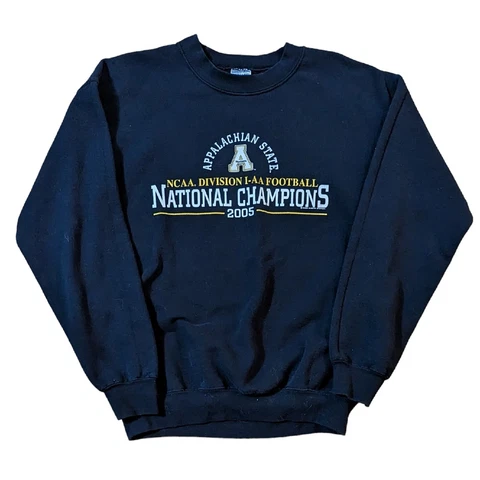 Vintage Appalachian State Mountaineers 2005 Black Pullover Crewneck Mens Size M Cover