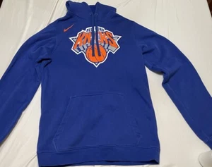 Nike Men’s New York Knicks NBA Hoodie Blue Size Small - Picture 1 of 7