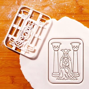 The High Priestess Cookie Cutter, Tarot Card Clairvoyant Psychic Fortune Telling - Picture 1 of 7