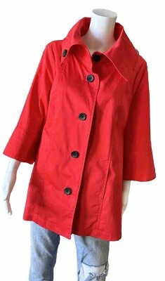 Chaqueta Attention Mujer Mediana Roja Cuello Simulado Mangas Campana Botón Delantero Plisado Foto 1 de 4