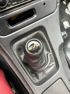 Perilla de cambio con logotipo antiguo Nismo - Nissan 300ZX 240SX Silvia Skyline R32 R33 R34 Foto 1 de 3