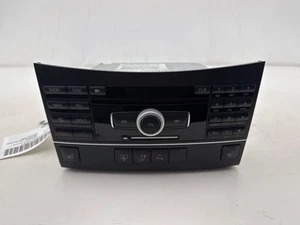 2010-2012 Mercedes W212 E350 Radio CD Player Receiver OEM A2129002612 - Picture 1 of 7