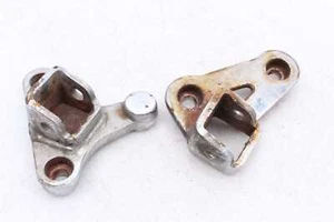 Foot Peg Holder Plate Front Left Right Honda VF 750 C RC09 82-84 - Picture 1 of 3