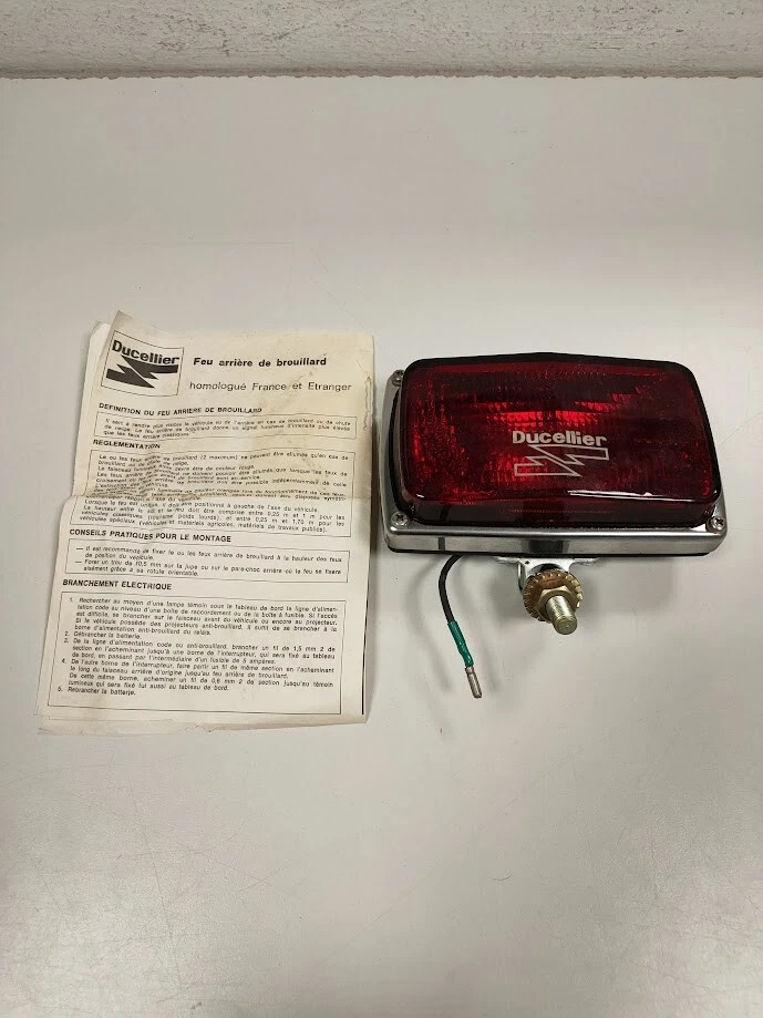 Fanale Retronebbia per Auto D'Epoca - Immagine 1 di 1