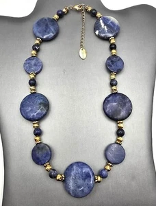 Stauer Runde Sodalith Edelstein Halskette 16" Gold Metall Akzente Statement Schmuck - Bild 1 von 11