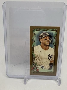 2023 Topps Allen & Ginter Aaron Judge Mini Gold Border (E886) - Picture 1 of 4