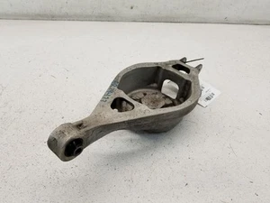 09-20 370Z 07-15 G35/G37/Q40 Rear Lower Main Spring Support OEM 551B0JK010 - Picture 1 of 12