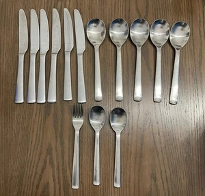 Robert Welch FOSTER 18/10 Satin Flatware Stainless Steel 14 Piece Lot Korea - Picture 1 of 11