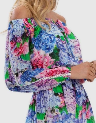 Vestido Aqua Blu Australia Talla L Flor Hombro Descubierto Alto Bajo Hortensias Nuevo sin Etiquetas  Foto 1 de 4