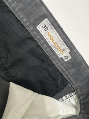 Volcom True to This Flat Front Chino pants very color Mens Size 30 - Image 1 of 4