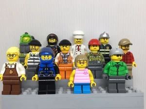 LEGO Lot of 12 Assorted Minifigures People - Barista Chef Race Car Driver & More - Bild 1 von 1
