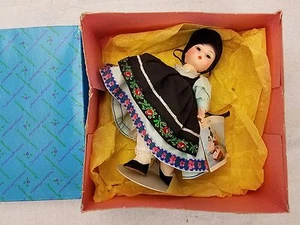 Madame Alexander 8" International Doll "Rumania" #538 w/Box, Tag & Stand - Picture 1 of 8